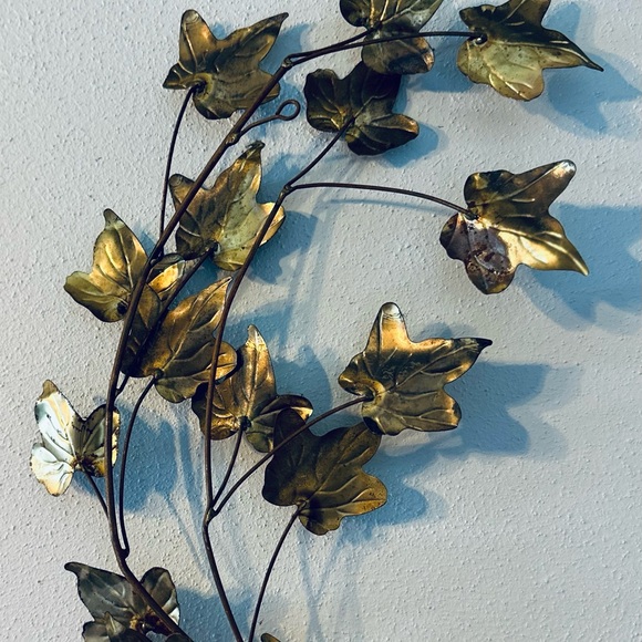 Vintage Brass Ivy Leaf Wall Hanging Metal Branch Sculpture Hollywood Regency 14" - Picture 4 of 4